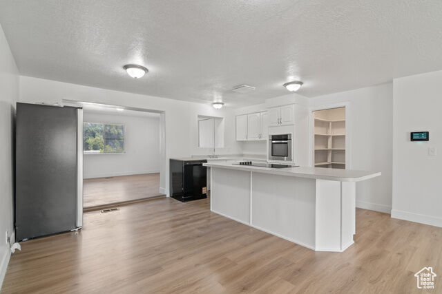 Property Photo: 1560 W 12730 S UT 84065