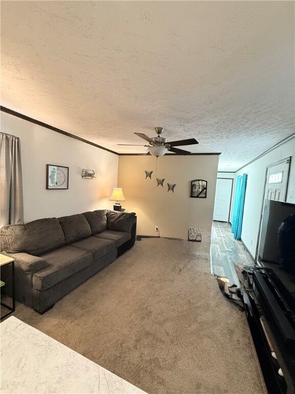 Property Photo: 27 Manor Dr PA 15019