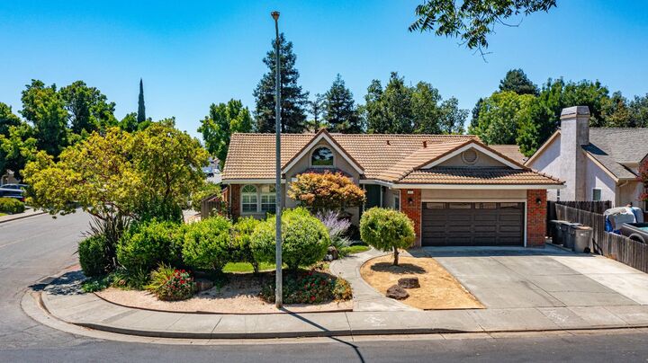 Property Photo:  310 Niemann Street  CA 95694 