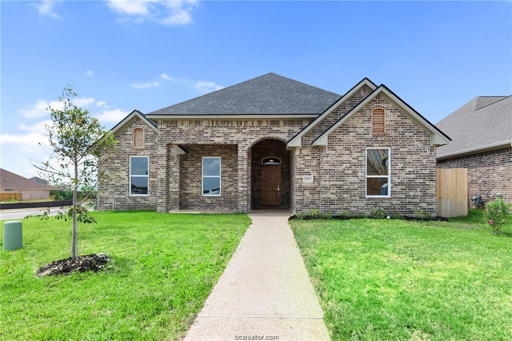 Property Photo:  2901 Bombay Court  TX 77808 