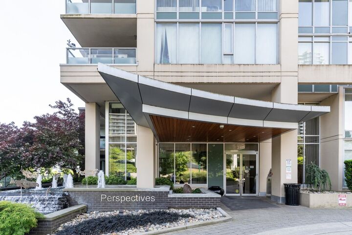 Property Photo:  2133 Douglas Road 1001  BC V5C 0E9 