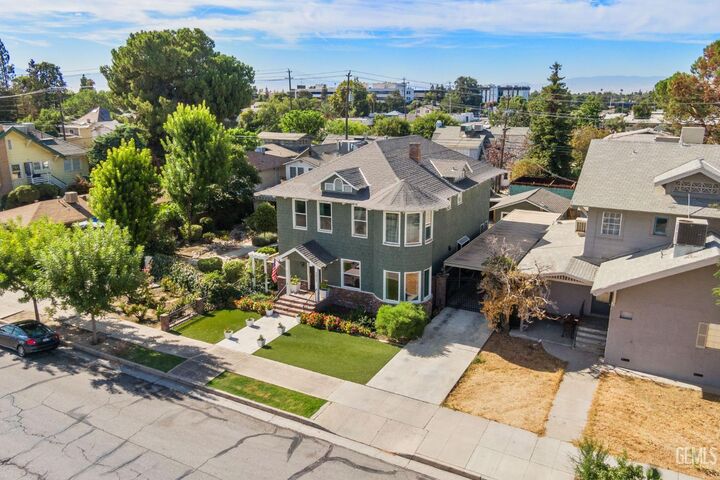Property Photo:  2427 19th Street  CA 93301 