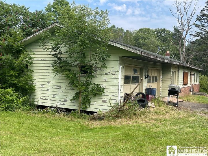 Property Photo: 4926 Stoneledge Road NY 14710
