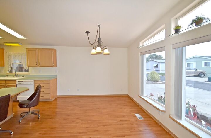 Property Photo:  2115 6th Avenue #39  WA 99403 