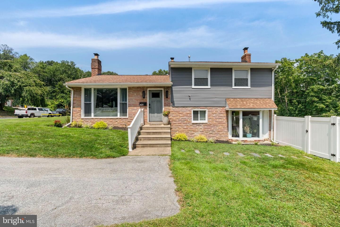 Property Photo: 431 Penn Lane PA 19064