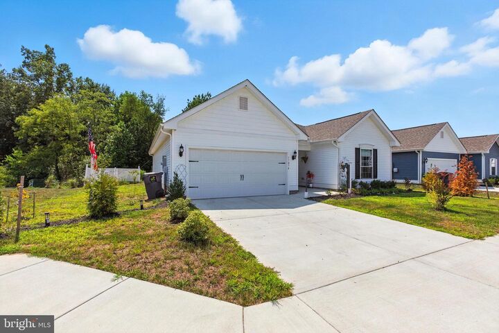 Property Photo: 17074 Rollins Road VA 22427