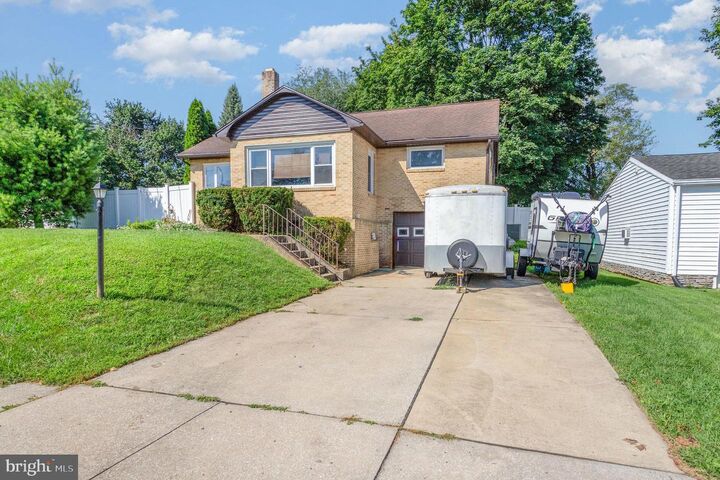 Property Photo: 310 S Broad Street PA 17055