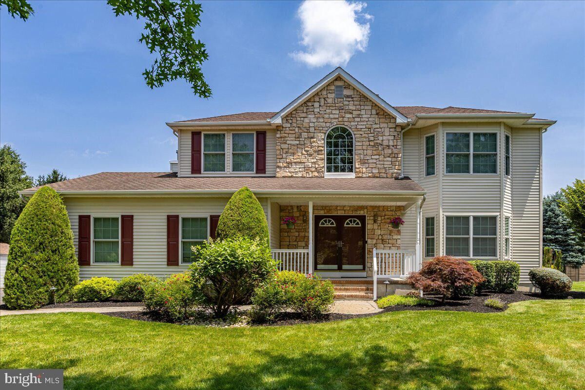 Property Photo:  3 Country House Way  NJ 08022 