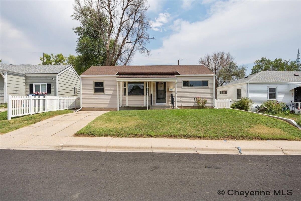 Property Photo:  3607 Dunn Ave  WY 82001 