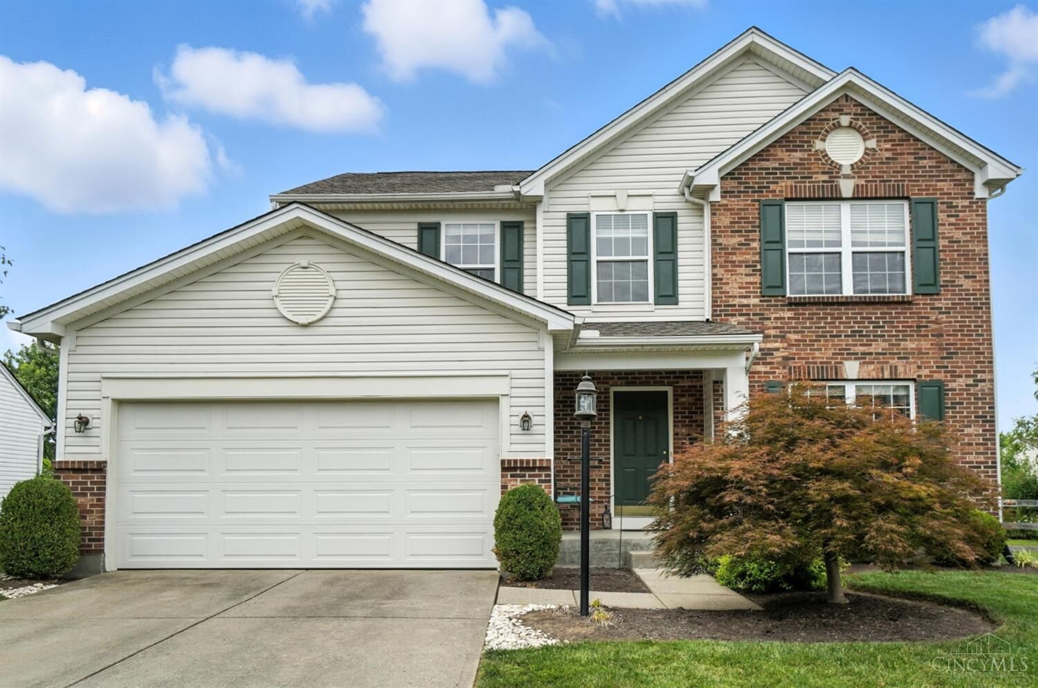 Property Photo:  8135 Autumn Place  OH 45040 