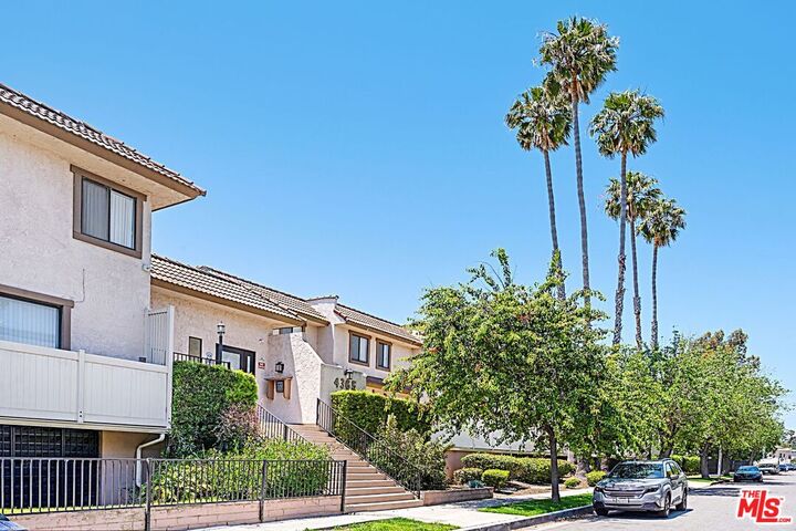 Property Photo: 4365 McLaughlin Ave CA 90066