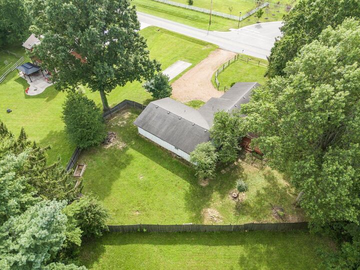 Property Photo: 471 N Center Street OH 43147