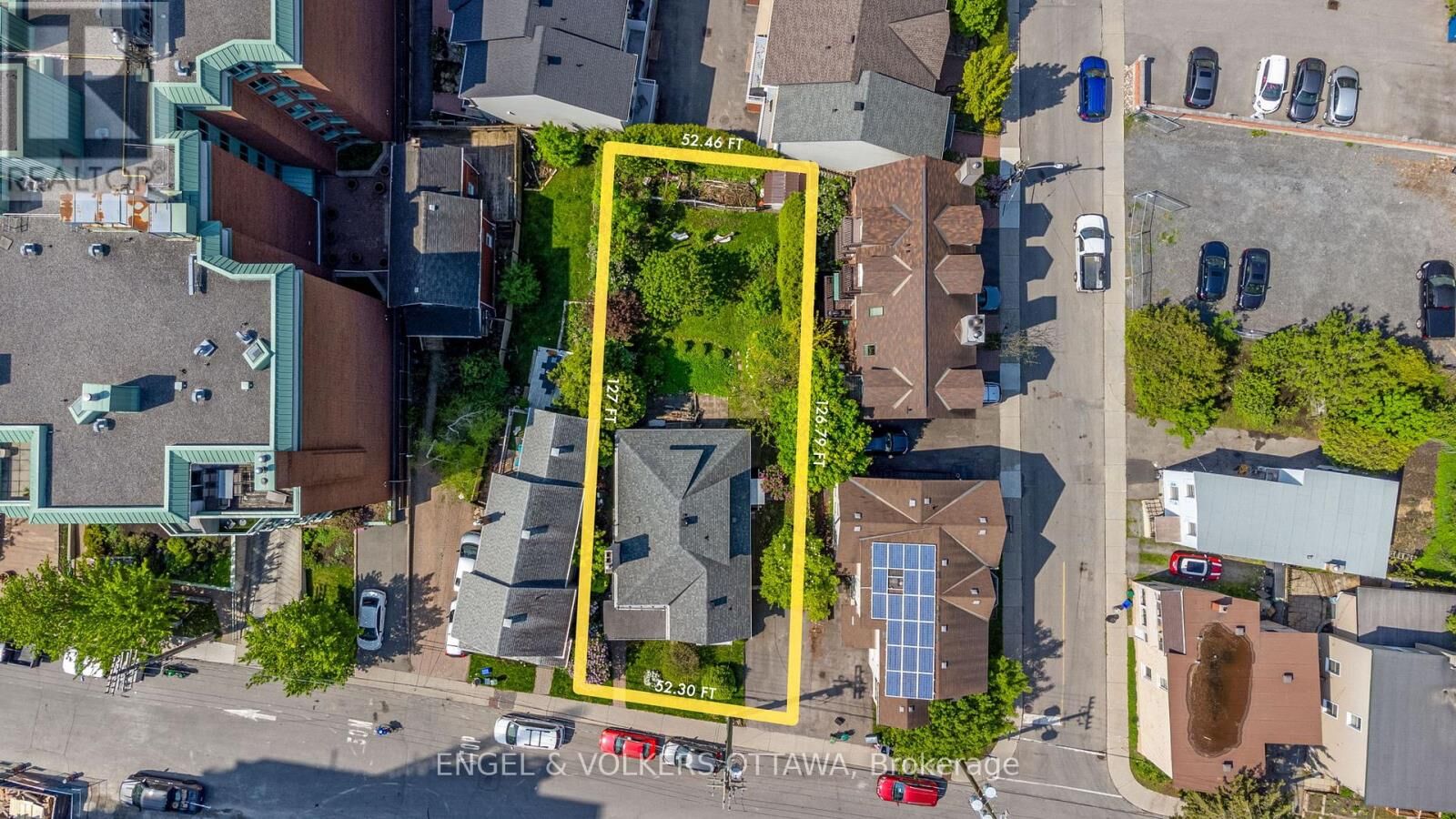 Property Photo:  522 Cambridge Street South  ON K1S 4J3 