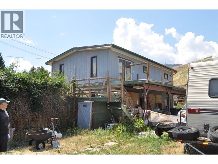 Photo de la propriété:  910 Pineview Drive  BC V0H 1K0 