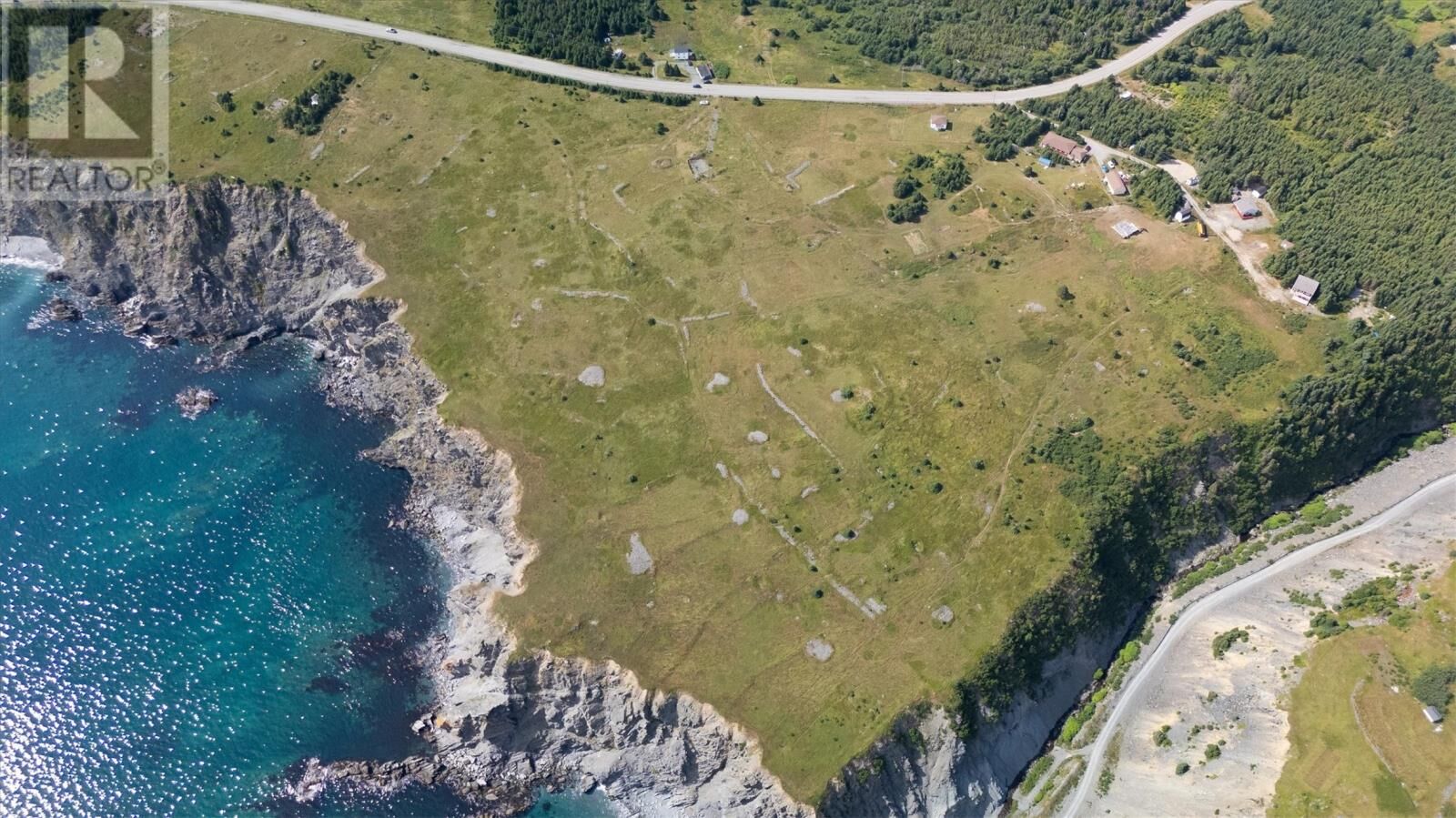 Photo de la propriété:  Parcel B Conception Bay Highway  NL A0A 2S0 