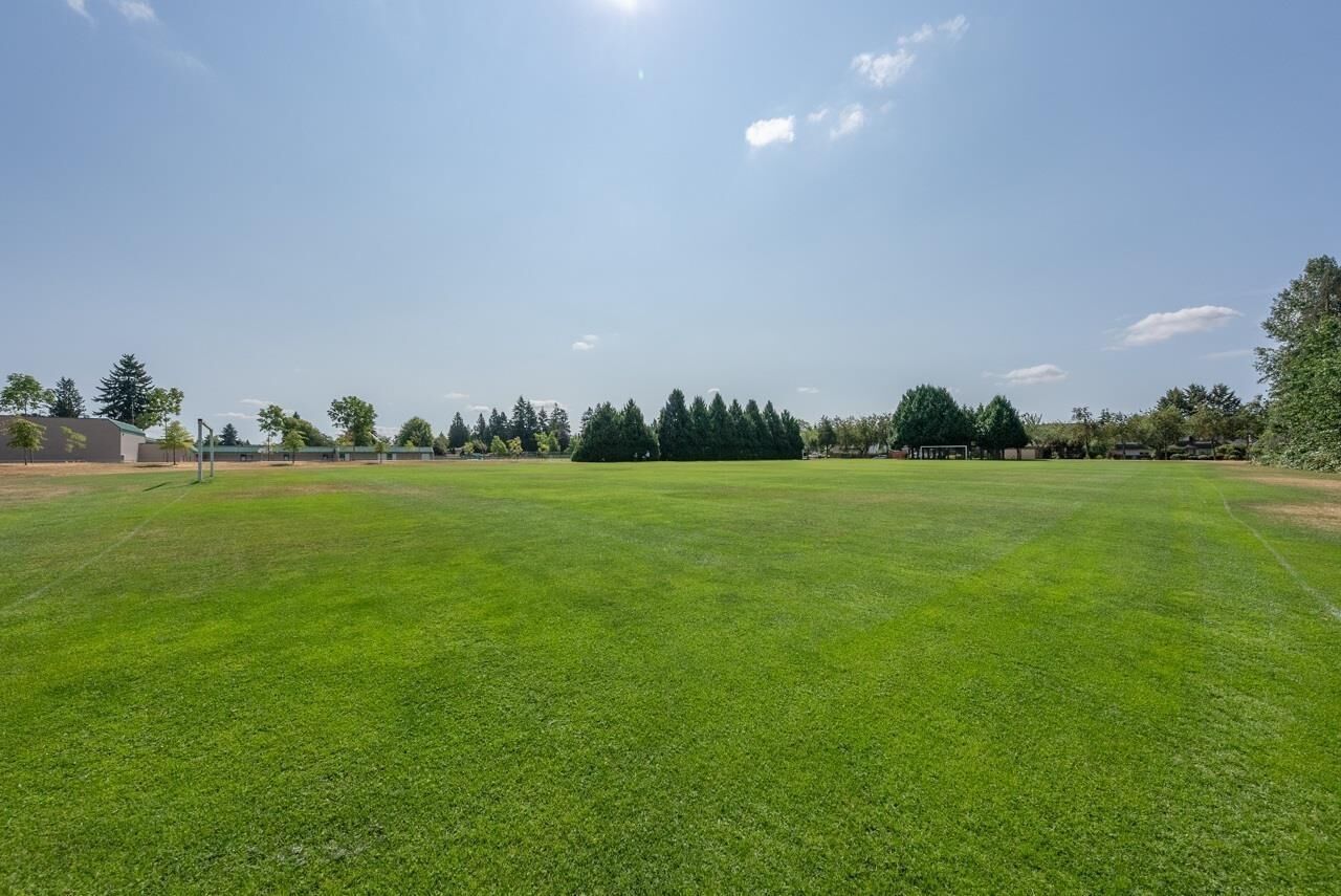Property Photo: 9742 149 BC V3R 8C6