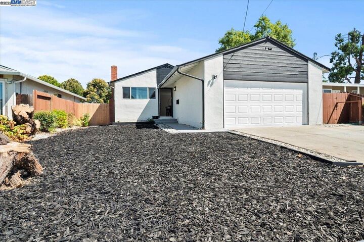 Property Photo: 974 Ventura Ave CA 94551