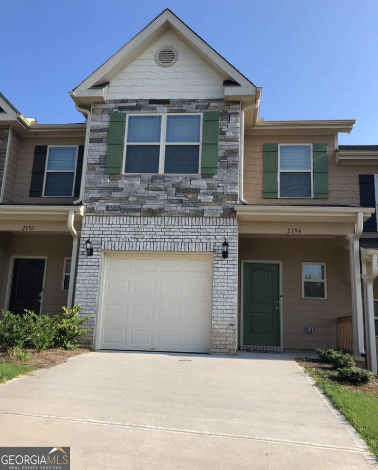 Property Photo: 2194 Miranda Drive GA 30260