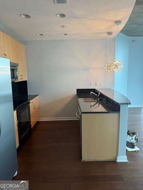 Property Photo: 400 W Peachtree Street NW 2104 GA 30308