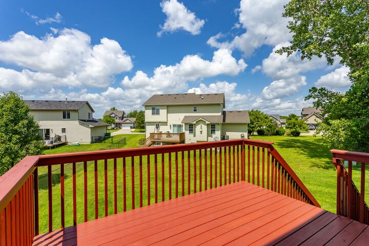 Property Photo:  2010 SE Clover Ridge Drive  IA 50021 