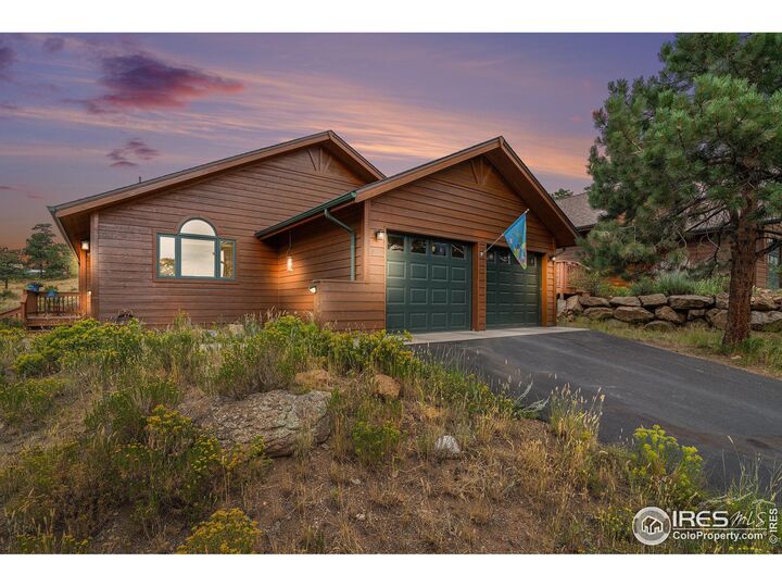 Property Photo: 677 Cedar Ridge Cir CO 80517