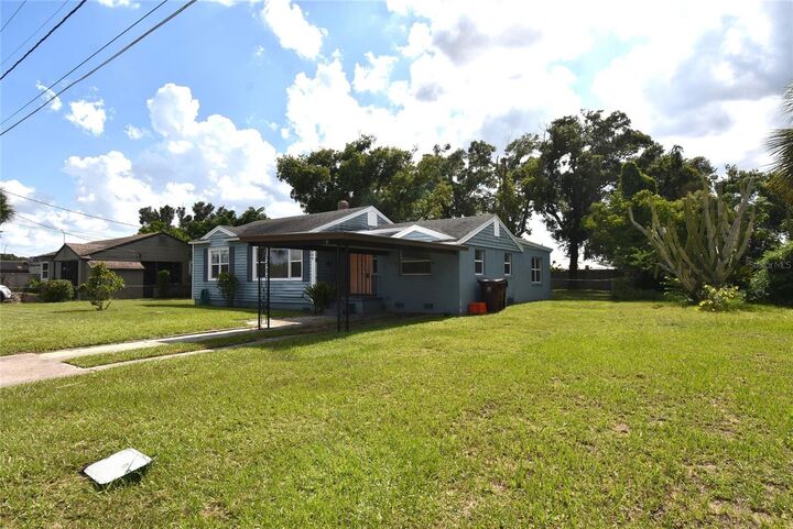 Property Photo: 220 Maynard Avenue FL 32803