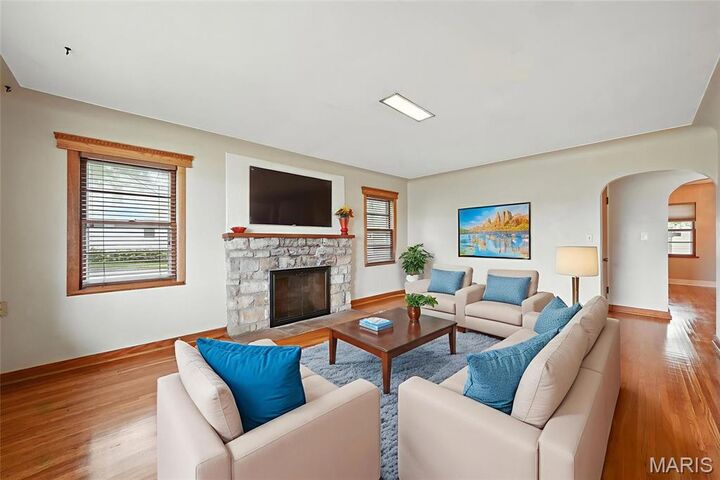 Property Photo: 318 W 2nd Street N MO 63390