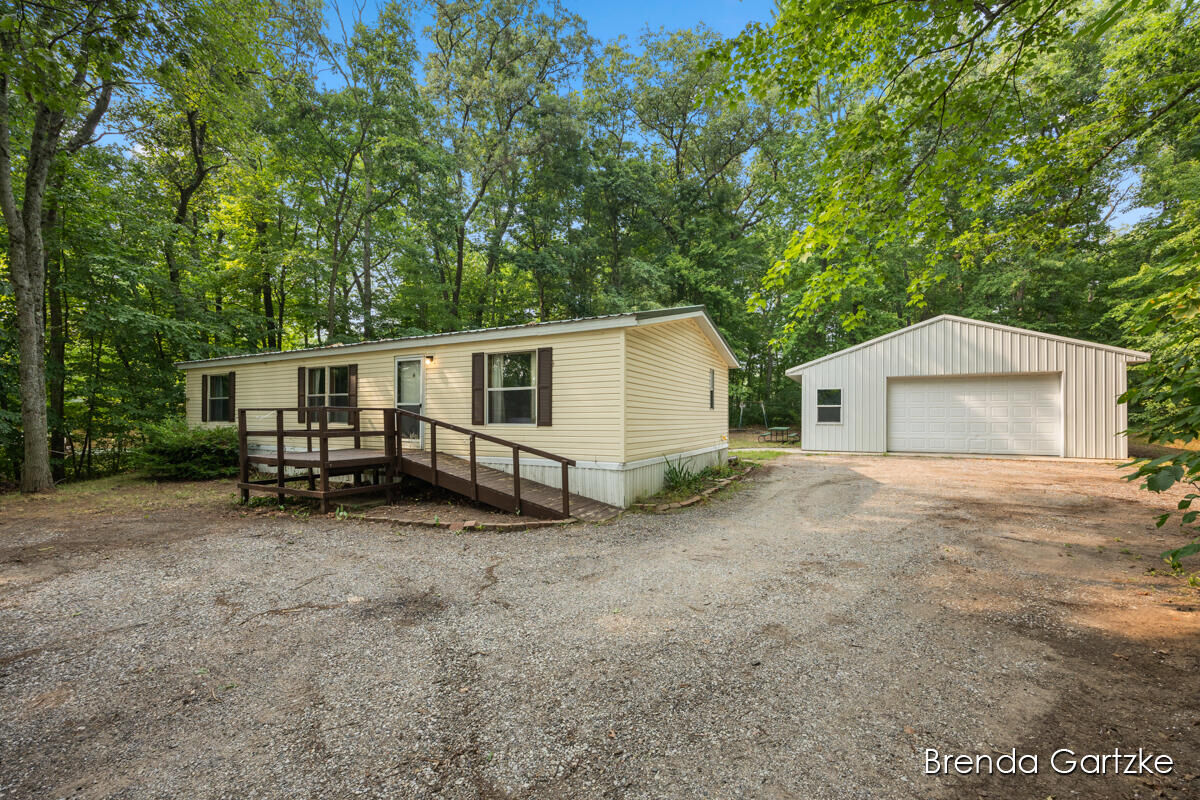Property Photo: 22484 W Howard City-Edmore MI 49329