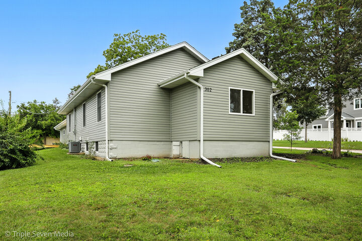 Property Photo: 302 S Washington Street IL 60559
