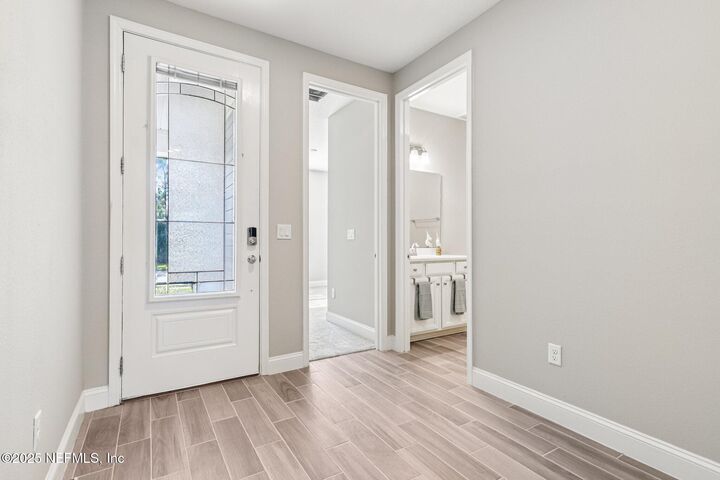 Property Photo: 15117 Venosa Circle FL 32258