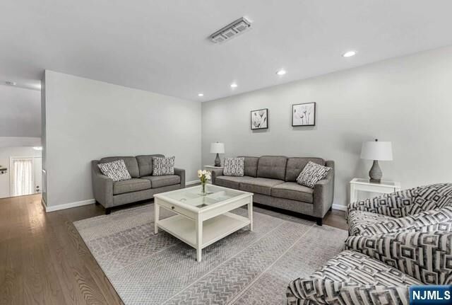Property Photo:  11 Bowfell Court  NJ 07470 
