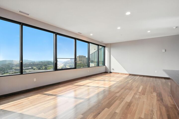 Property Photo: 5601 Smetana Drive 1010 MN 55343