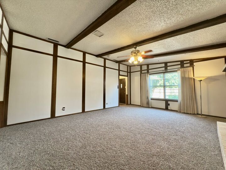 Property Photo: 3609 W Kansas Ave TX 79703