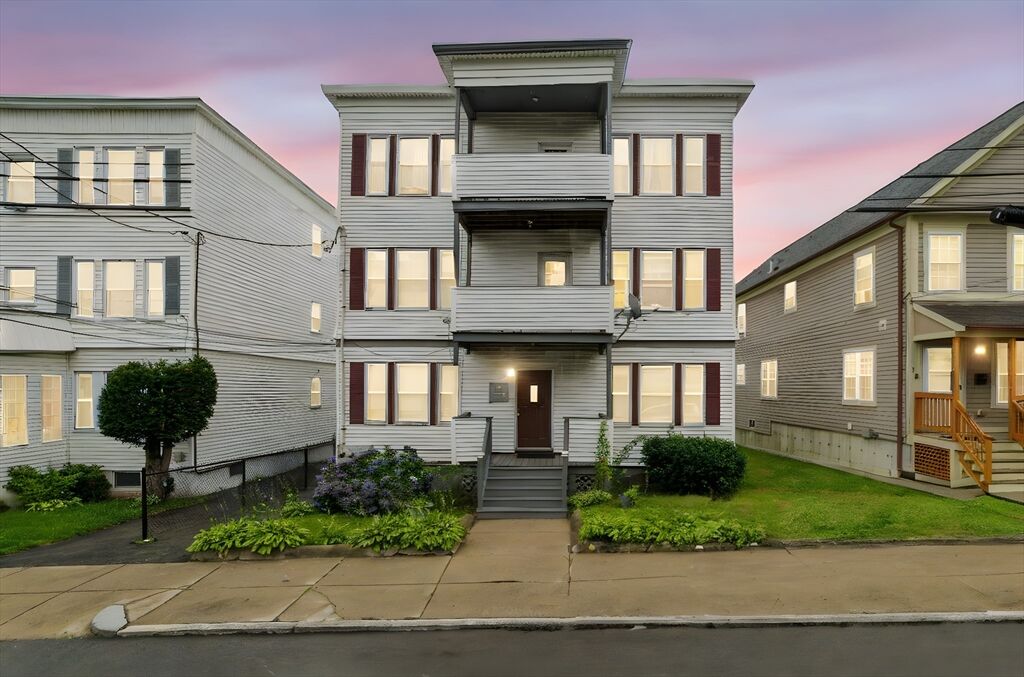 Property Photo:  16 Astoria St  MA 02126 
