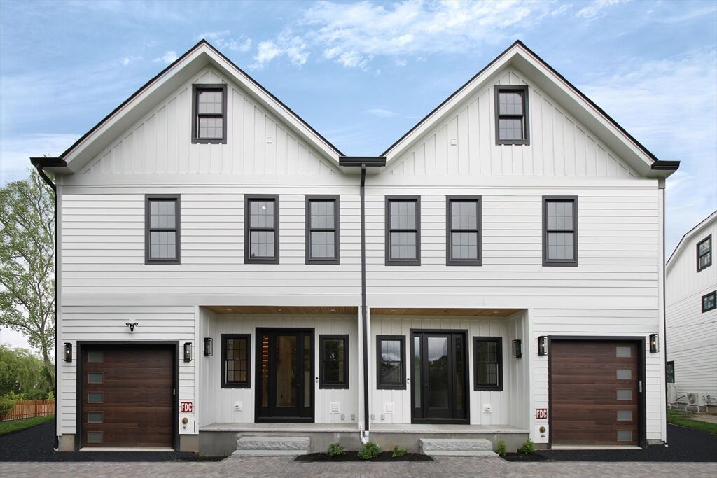 Property Photo: 280-282 Nevada 280/282 MA 02460