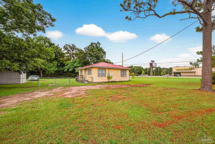 Property Photo:  1412 Gulf Beach Hwy  FL 32507 