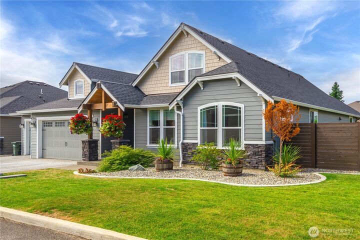 1118  26th Street NW  Puyallup WA 98373 photo