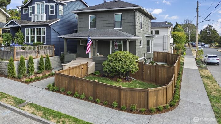 101 N 51st Street  Seattle WA 98103 photo