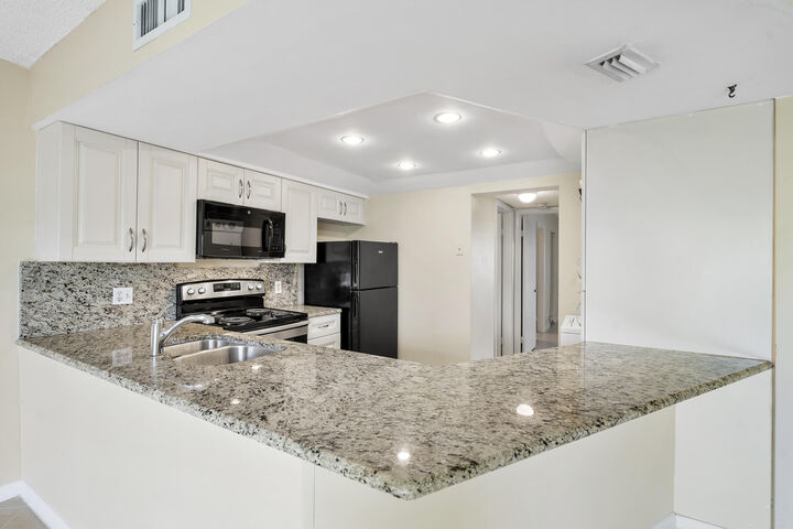 Property Photo: 1605 S US Highway 1 B404 FL 33477