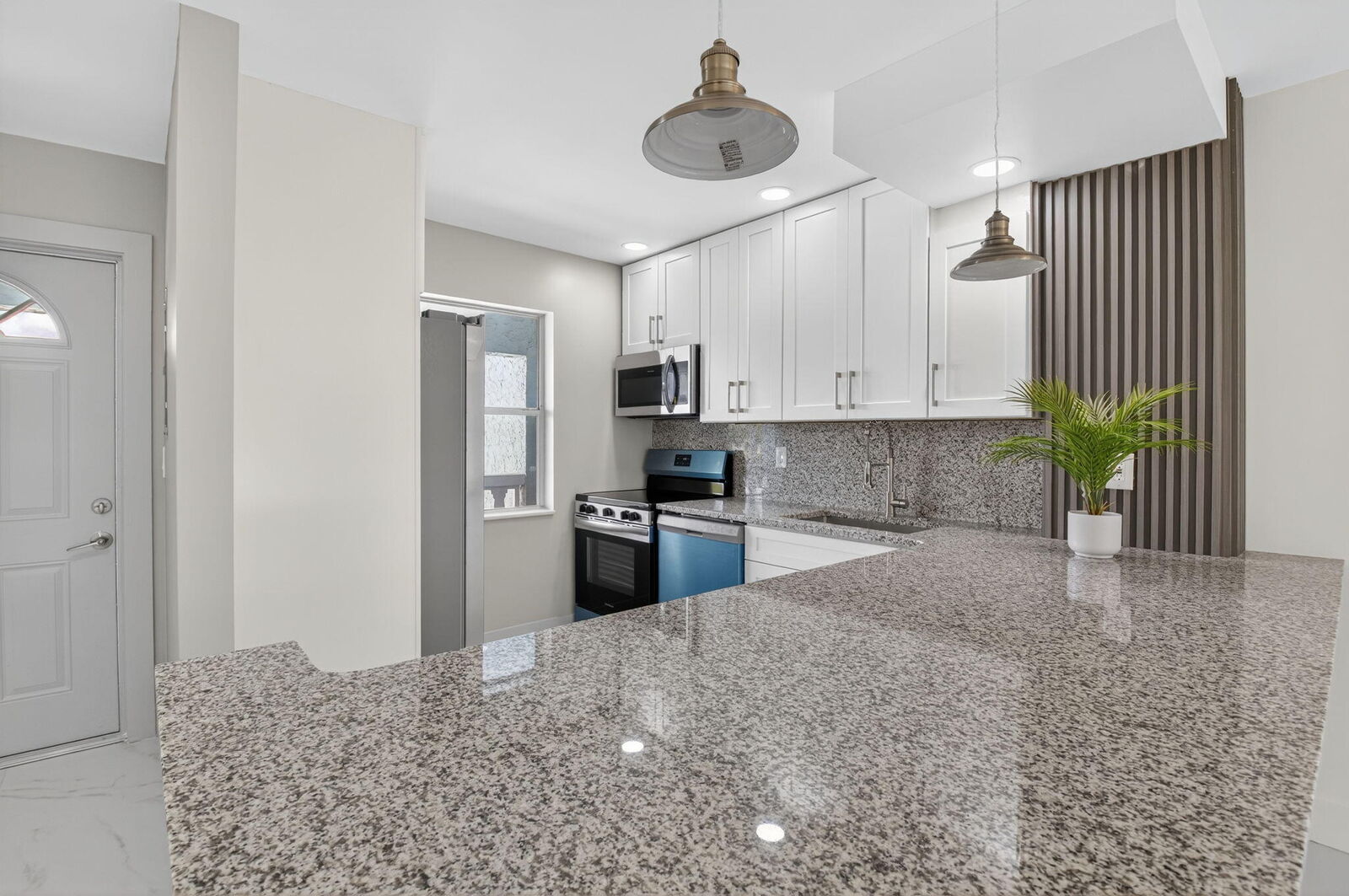 Property Photo:  9886 Marina Boulevard 622  FL 33428 