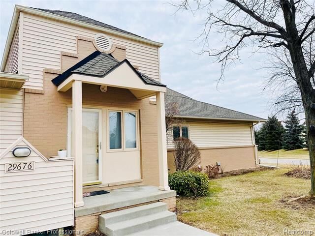 Property Photo: 29676 Olympia 7 MI 48336