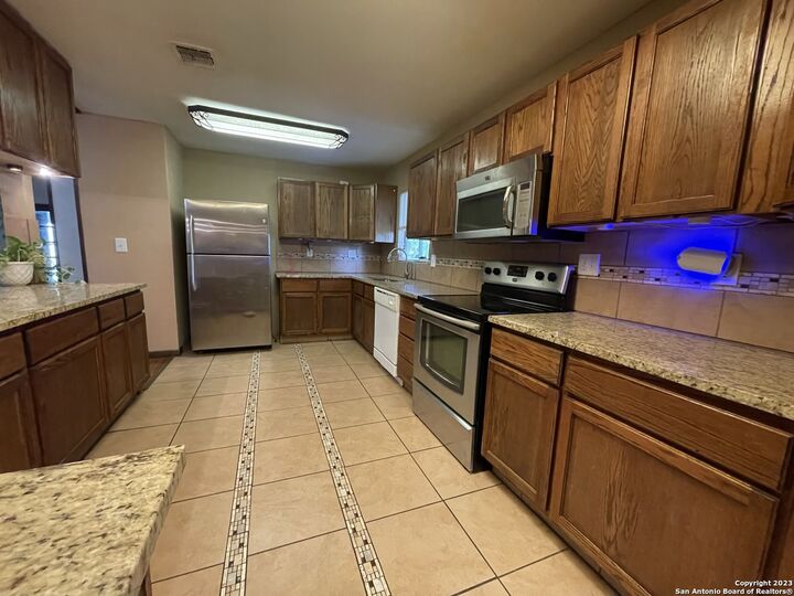 Property Photo: 7701 Cool Sands TX 78233