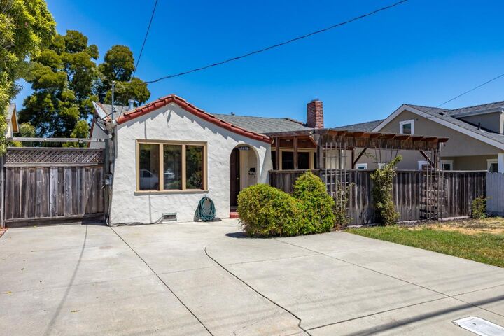 Property Photo: 1414 Laurel Street CA 95060