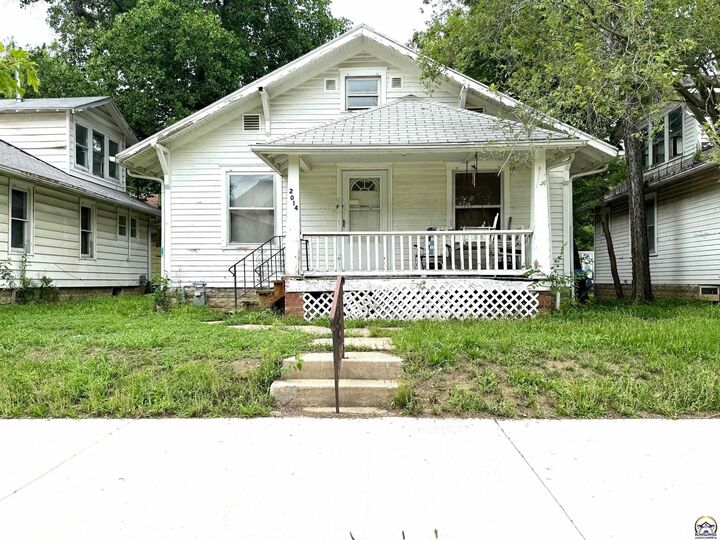 2014 SW 12th St  Topeka KS 66604 photo