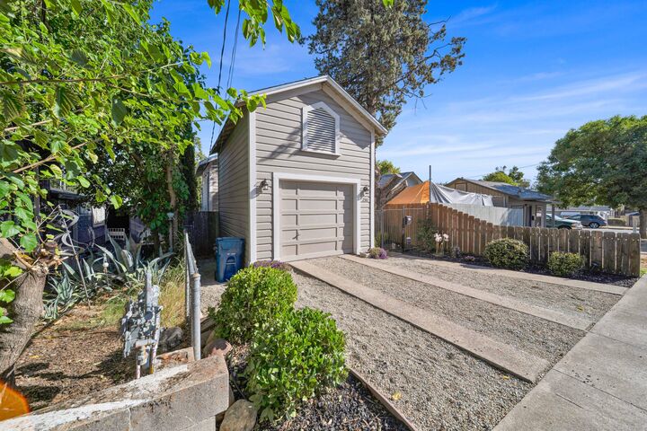 Property Photo: 2310 Butte Street CA 96001