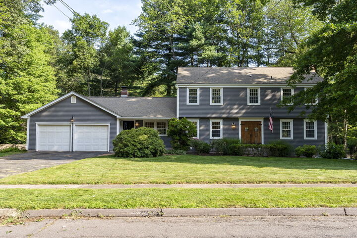 136 Lincoln Drive  Glastonbury CT 06033 photo