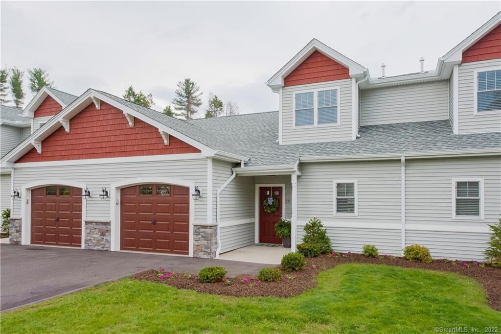 Property Photo:  24 Mill Pond Drive 30  CT 06035 