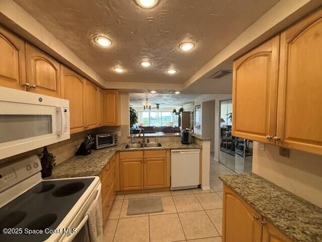 Property Photo: 1305 S Atlantic Avenue FL 32931