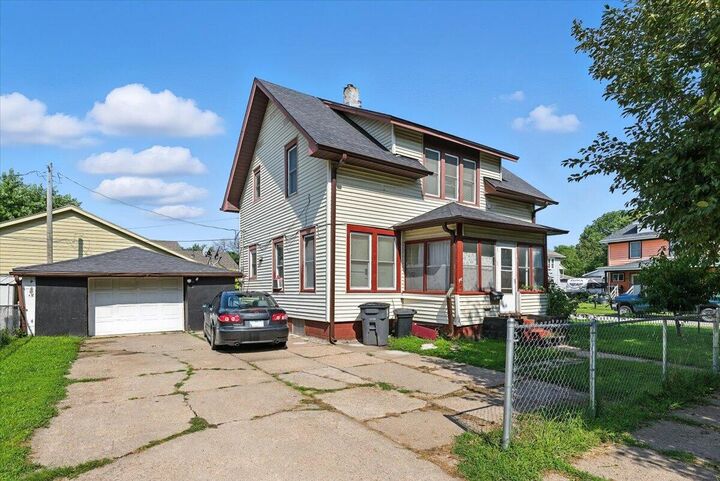 400 S 18th  Street  Council Bluffs IA 51501 photo