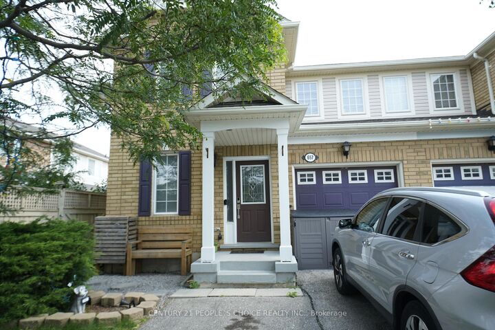 Property Photo: 657 Thompson Road S Upper ON L9T 5W8